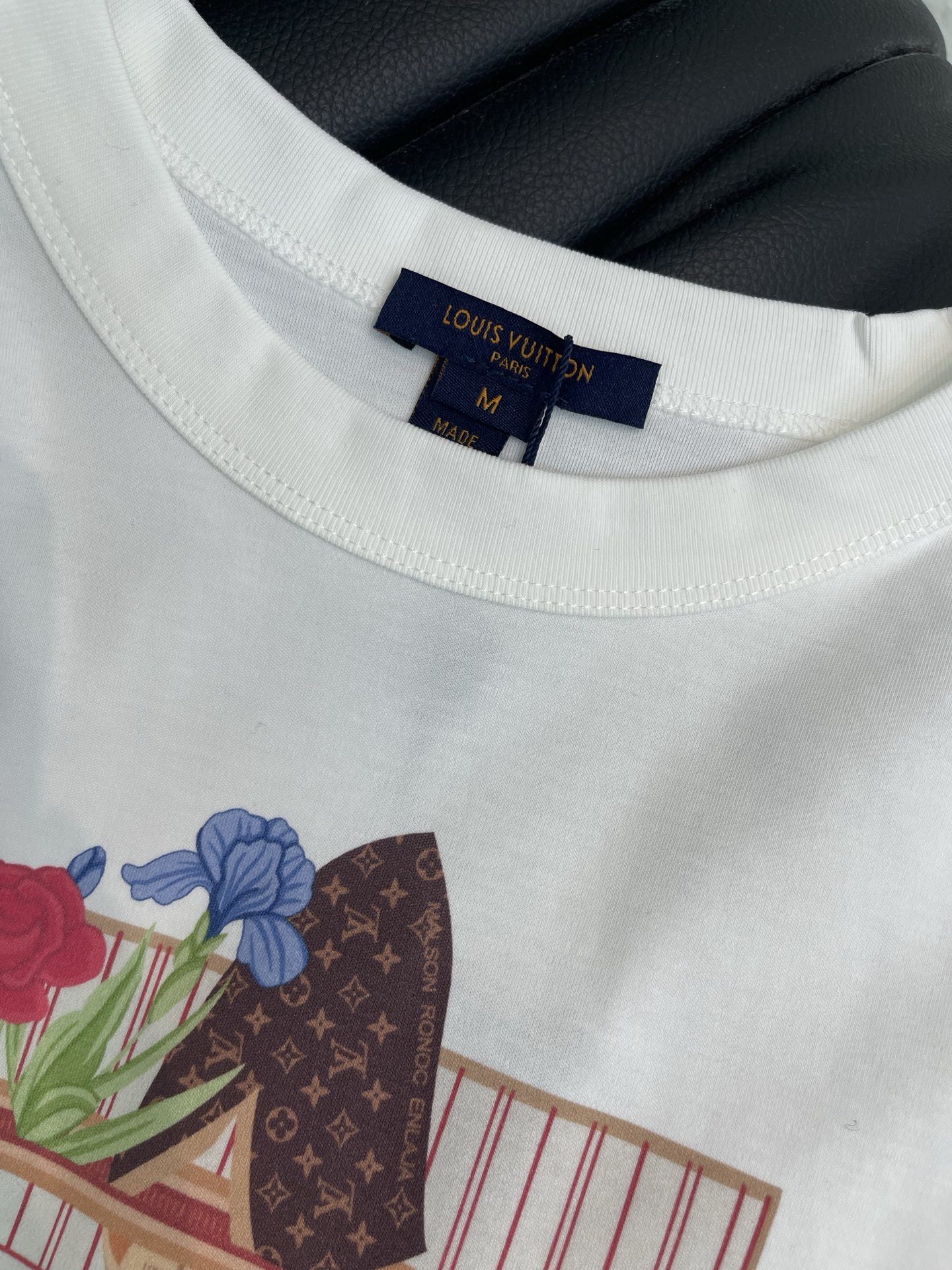 Women's short sleeves